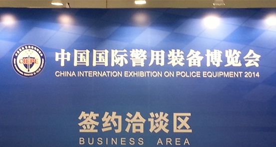 1538039946.jpg 1-1406131G63DV.jpg